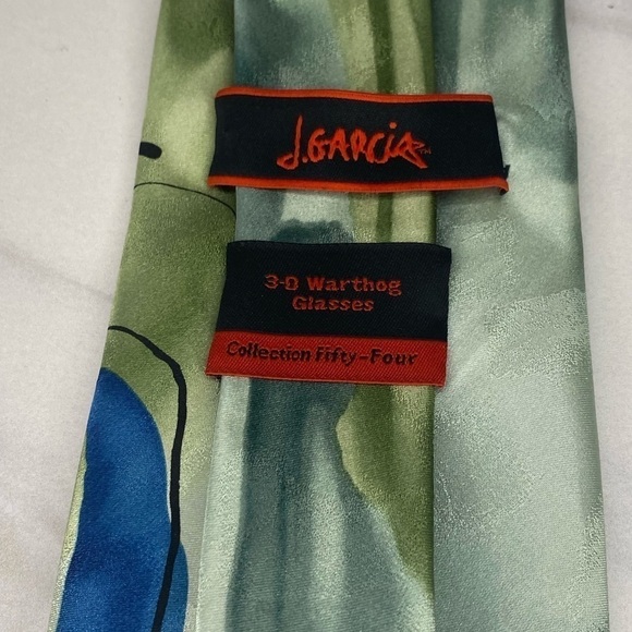 J. Garcia 3-D Warthog Glasses 100% silk necktie - Picture 2 of 3